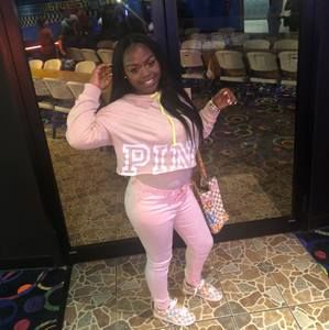 Meet your Posher, Jasmine